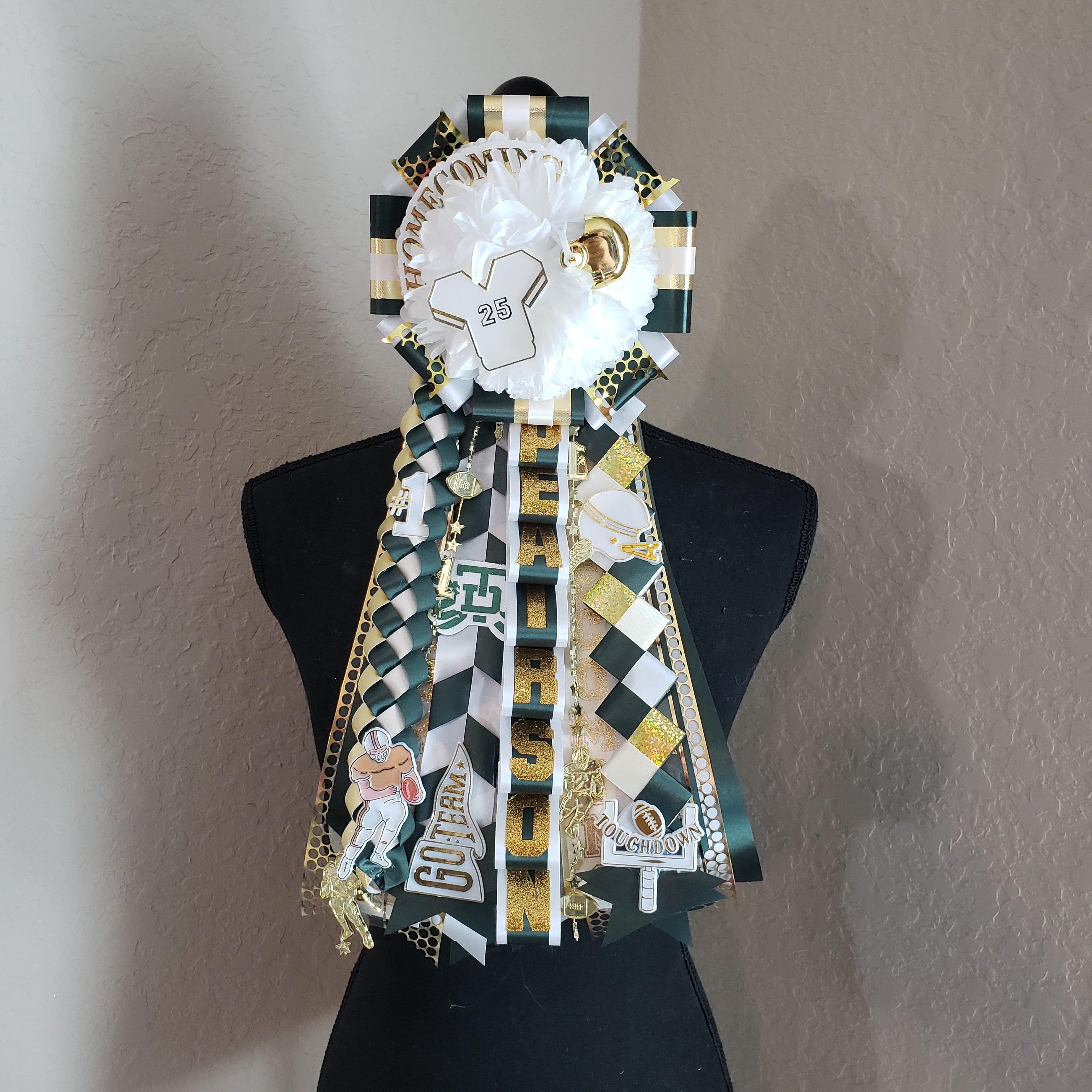 Homecoming mum Garter (Made to order) AmyRose Crafts Homecoming mum Garter (Made to order) AmyRose Crafts