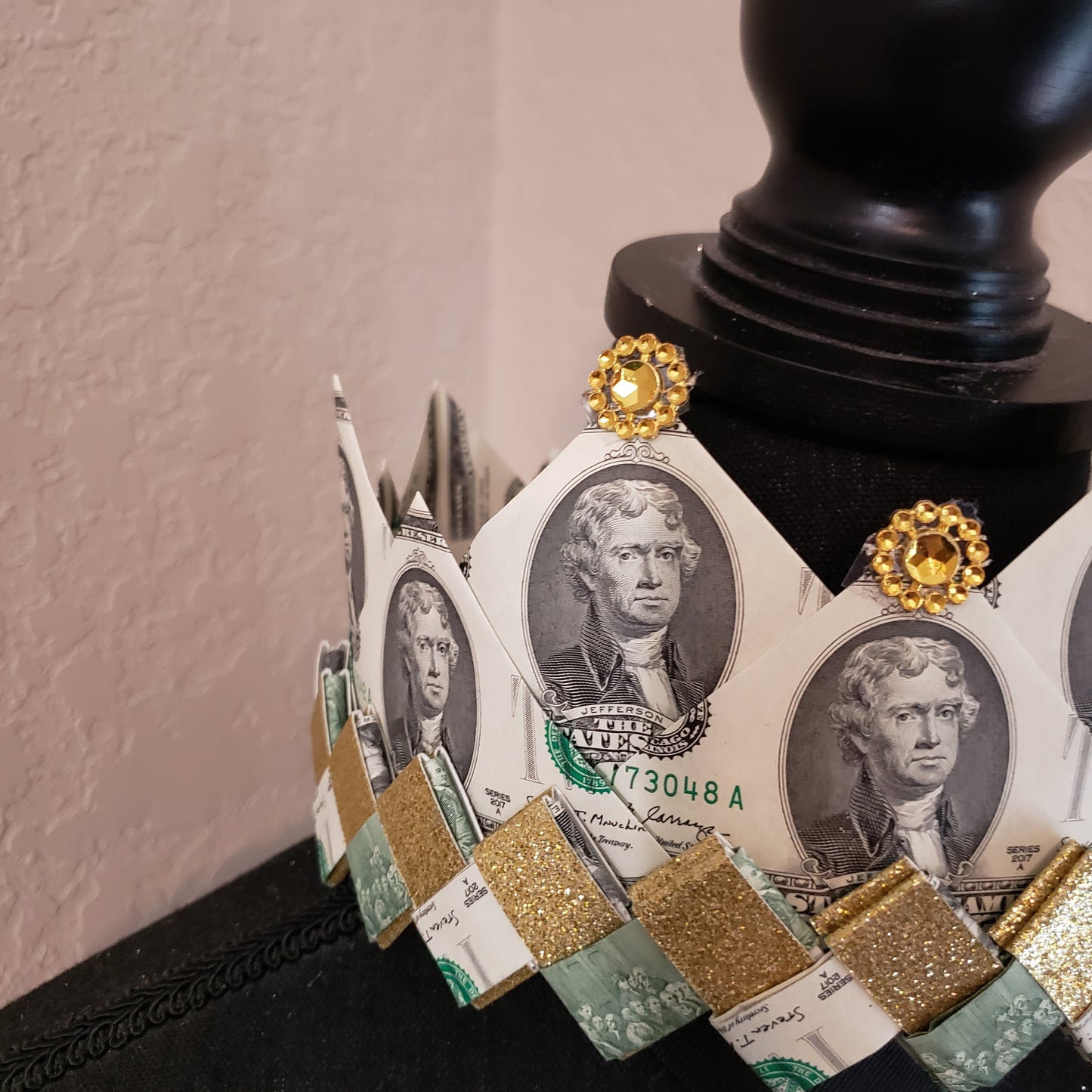 Wearable 2 layer graduation money crown with band bling