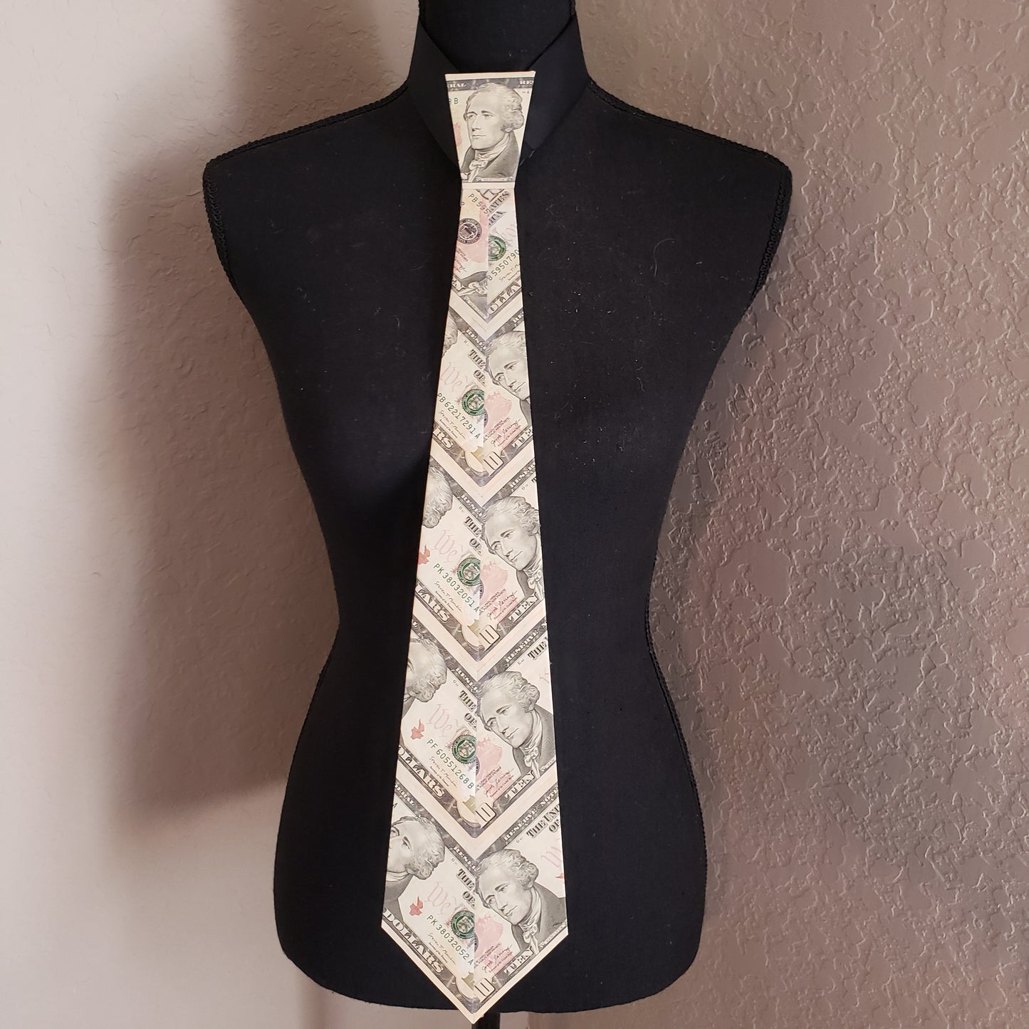 Wearable money tie