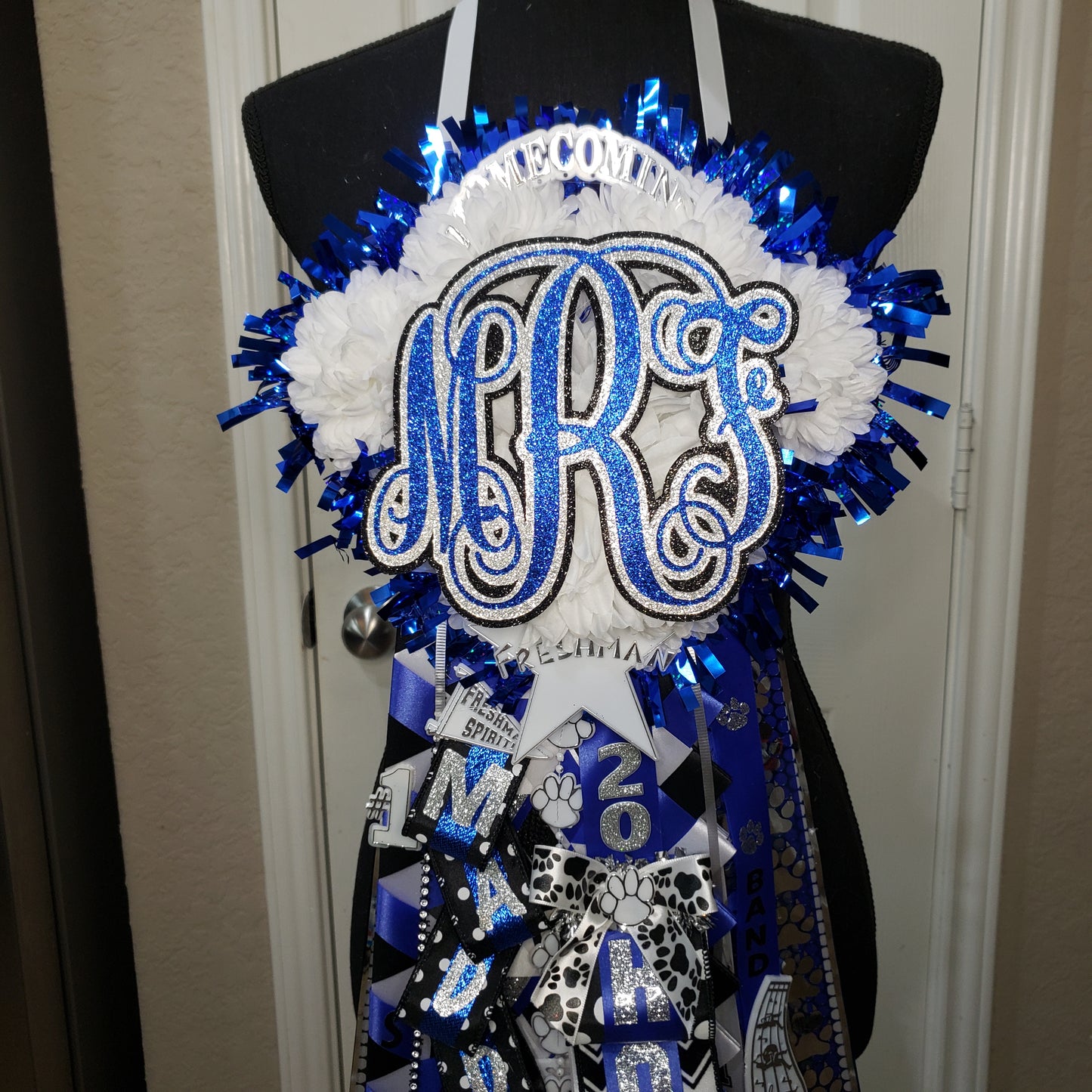 Paw Print Homecoming mum (Made to order)