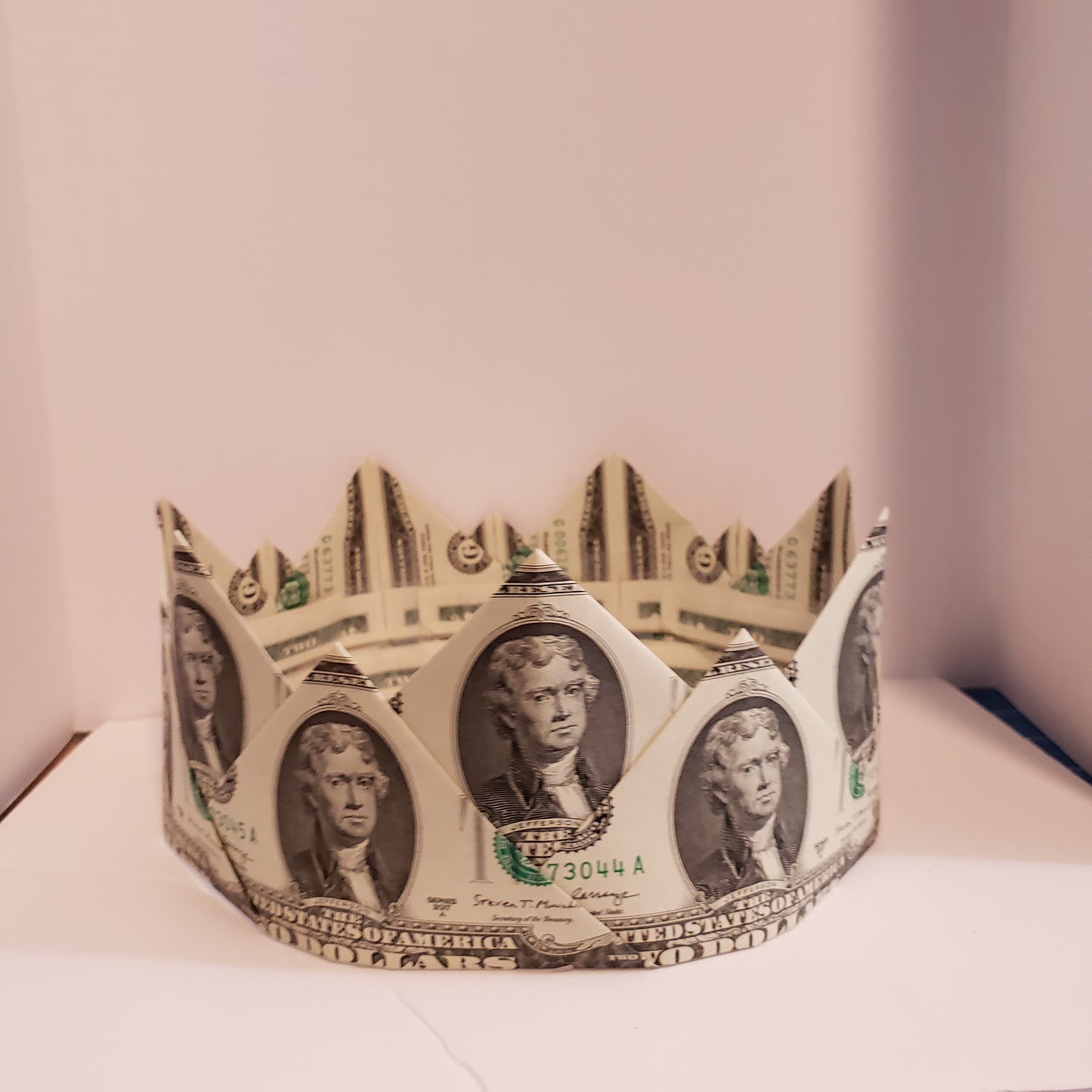 Wearable 2 layer graduation money crown for any ceremony