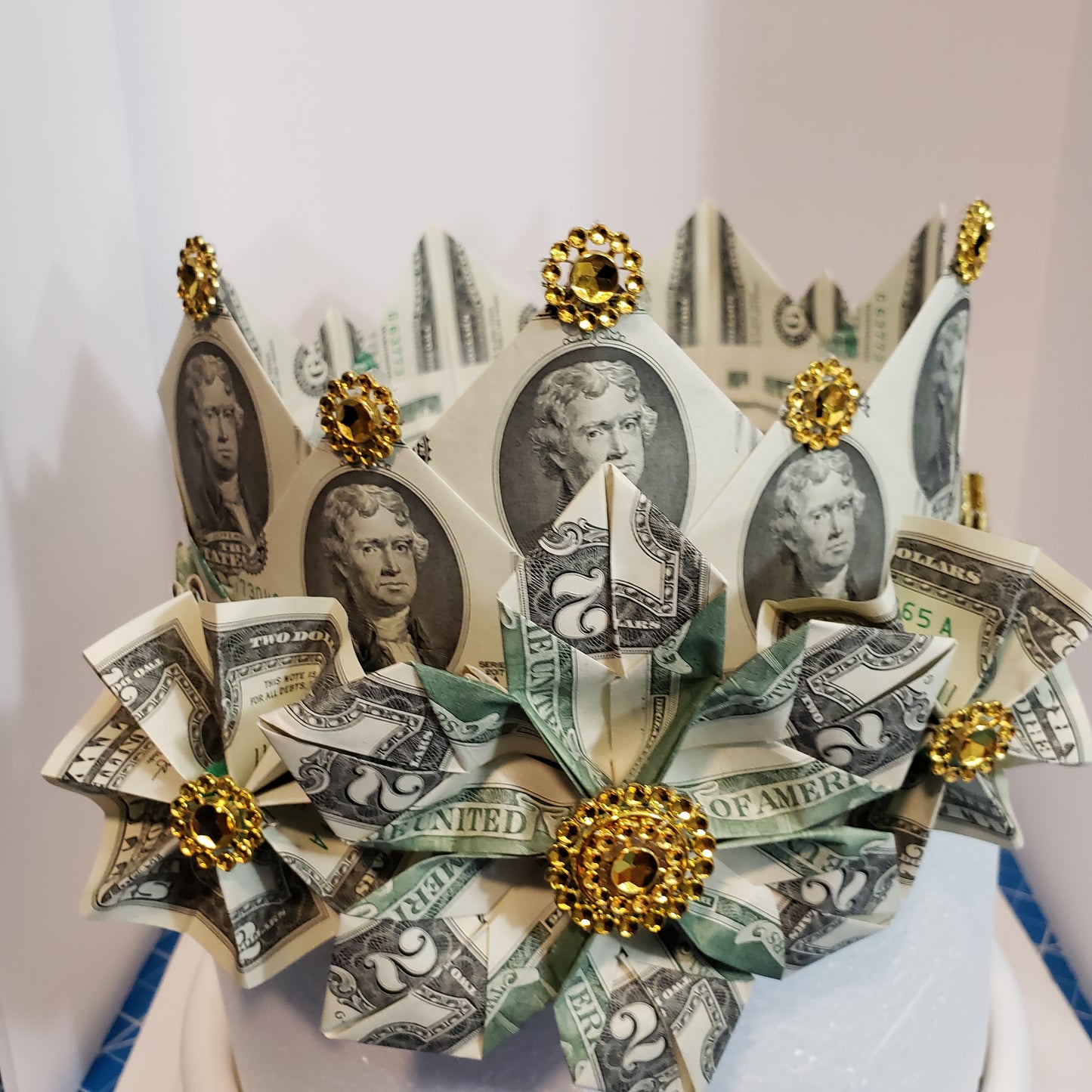 Wearable medium 2 layer graduation money crown Tuiga with 3 flowers, band and bling for any ceremony