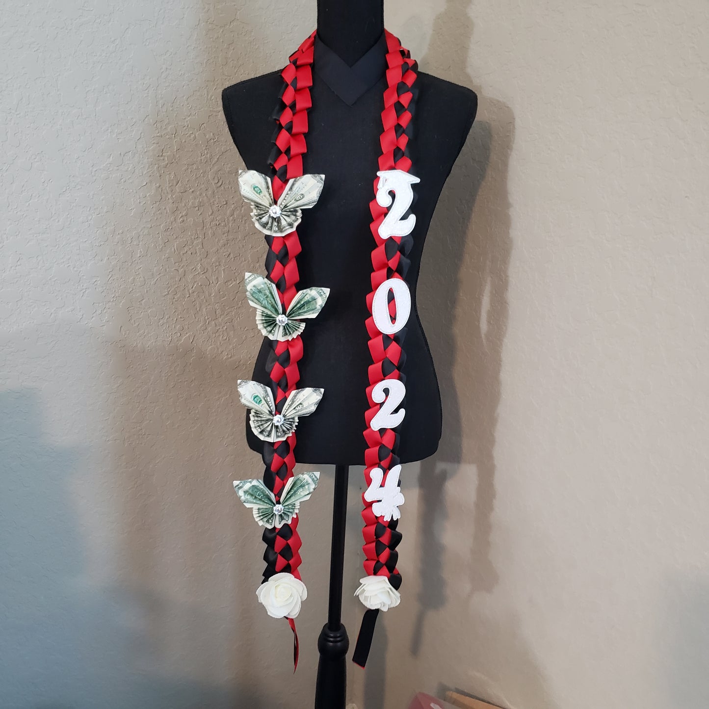 Single large military braid with money butterflies lei