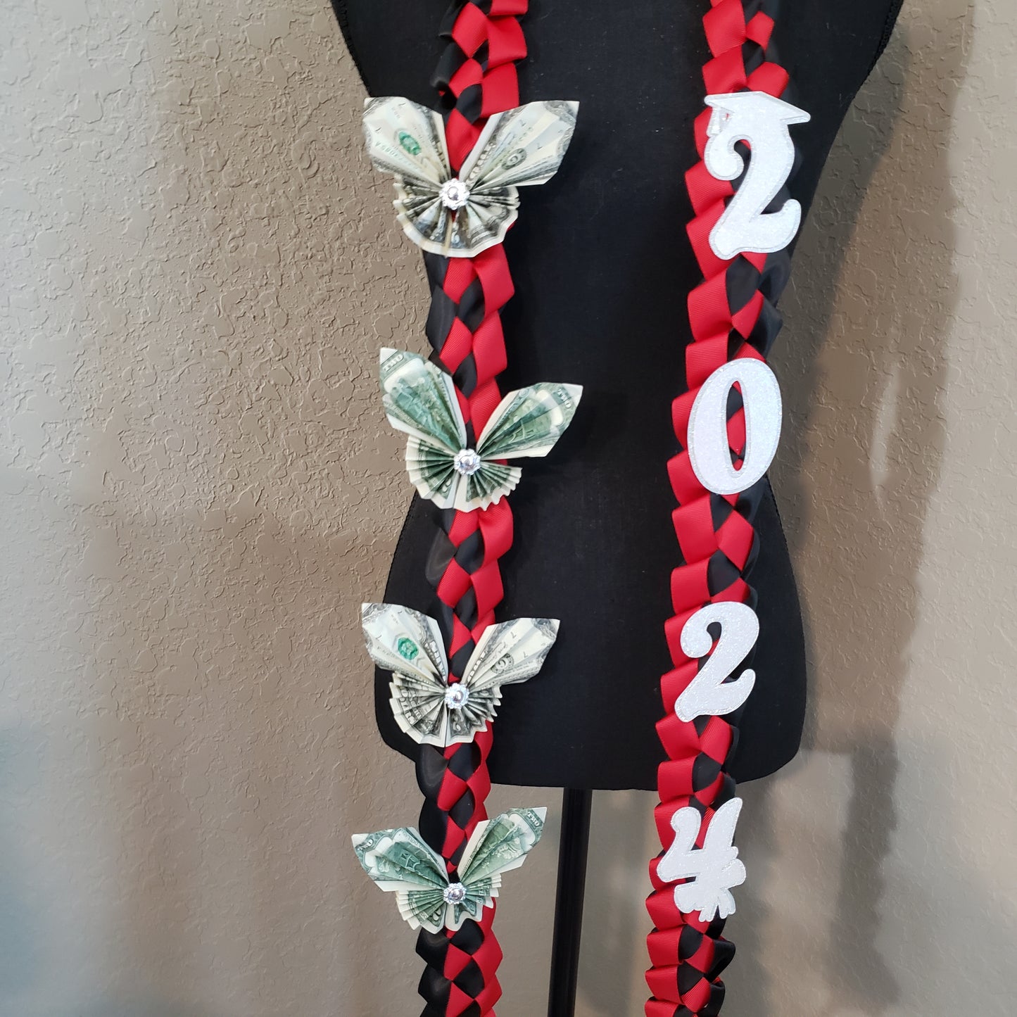 Single large military braid with money butterflies lei