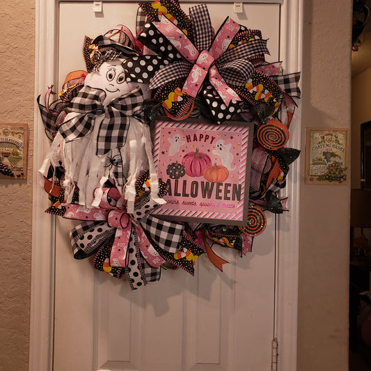 Ghost Halloween, wreath is ready for your door!