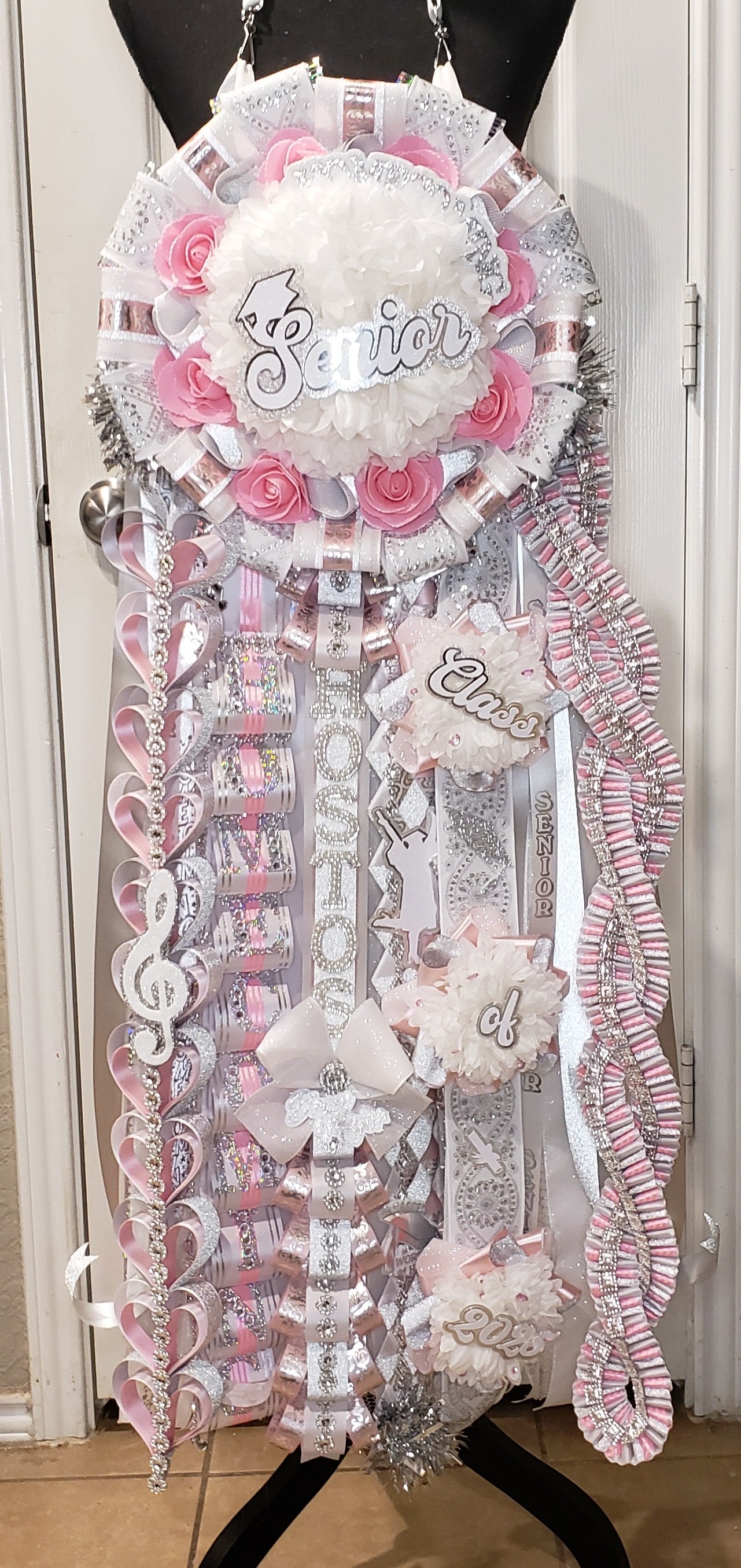 Senior Single Homecoming mum (Made to order)