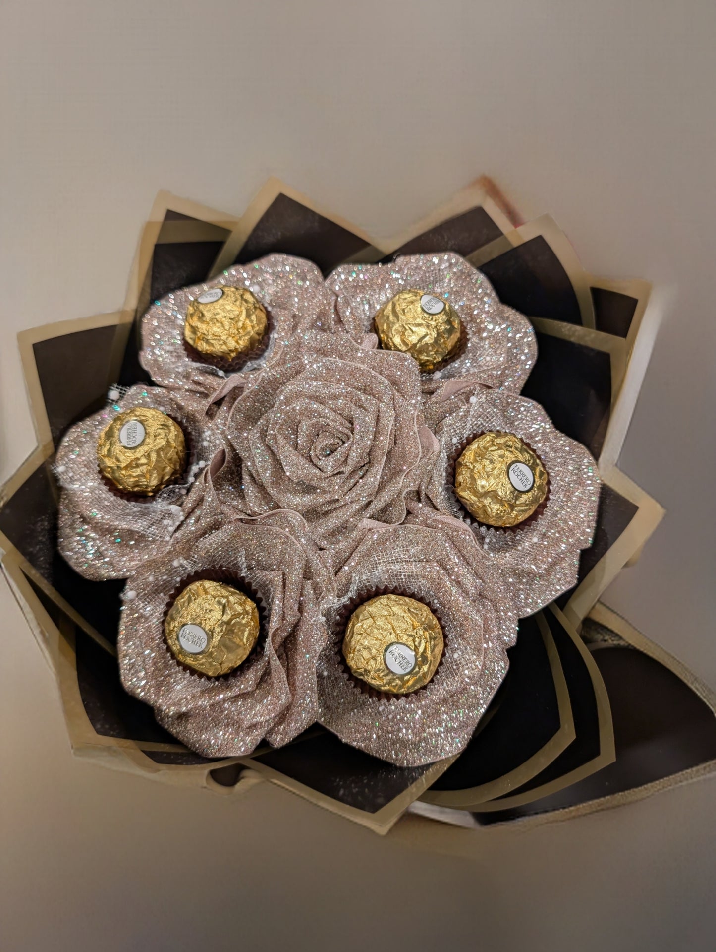 Glitter eternity roses with chocolate center bouquet