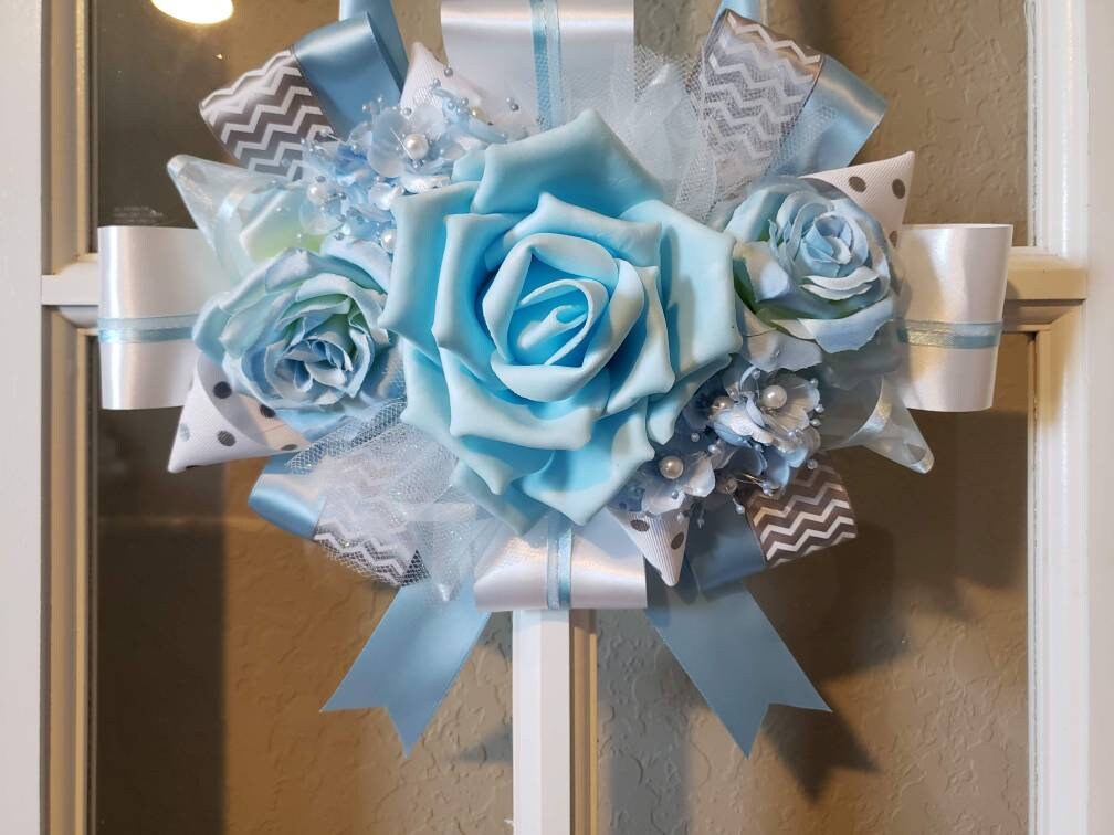 Mommy to be, baby shower, bridal shower, mums, corsages