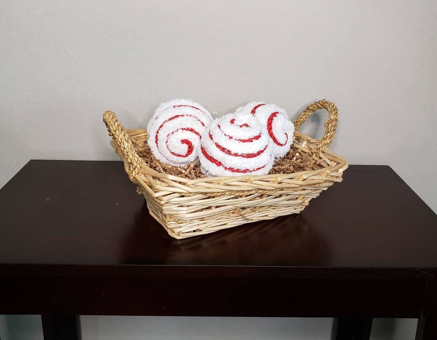 Red, white, Christmas, candy, yarn and rope, ornaments, wreath, attachments