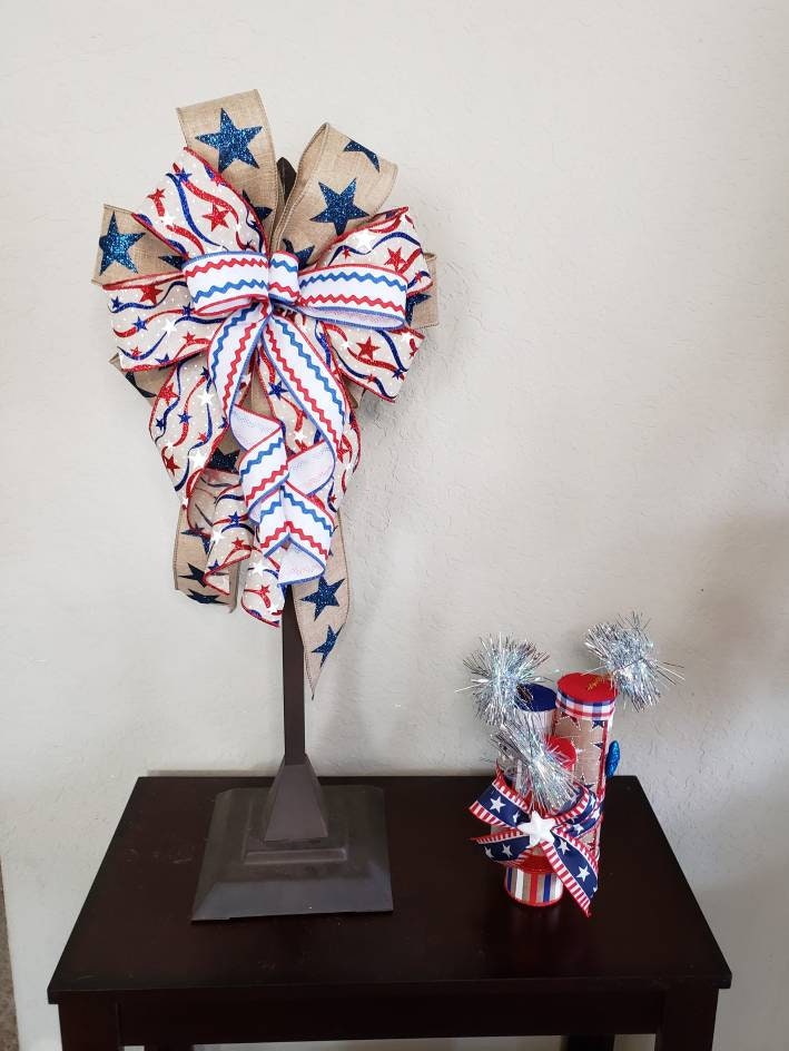 Premade, country style, patriotic, bow, will be the perfect addition to any decor.