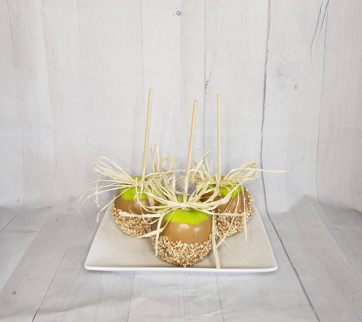 Fall, fake bake, caramel apples, will wow you party guests!