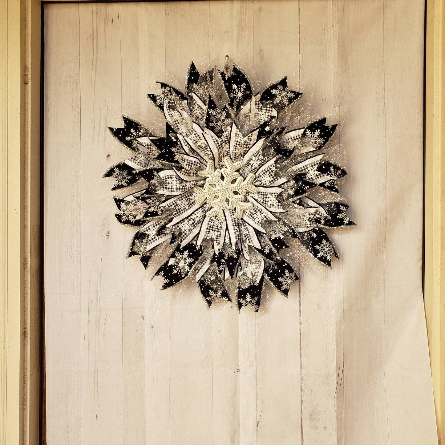 Winter, snowflake, Holiday, flower, ribbon, snow, wreath is perfect for your door or wall decor.