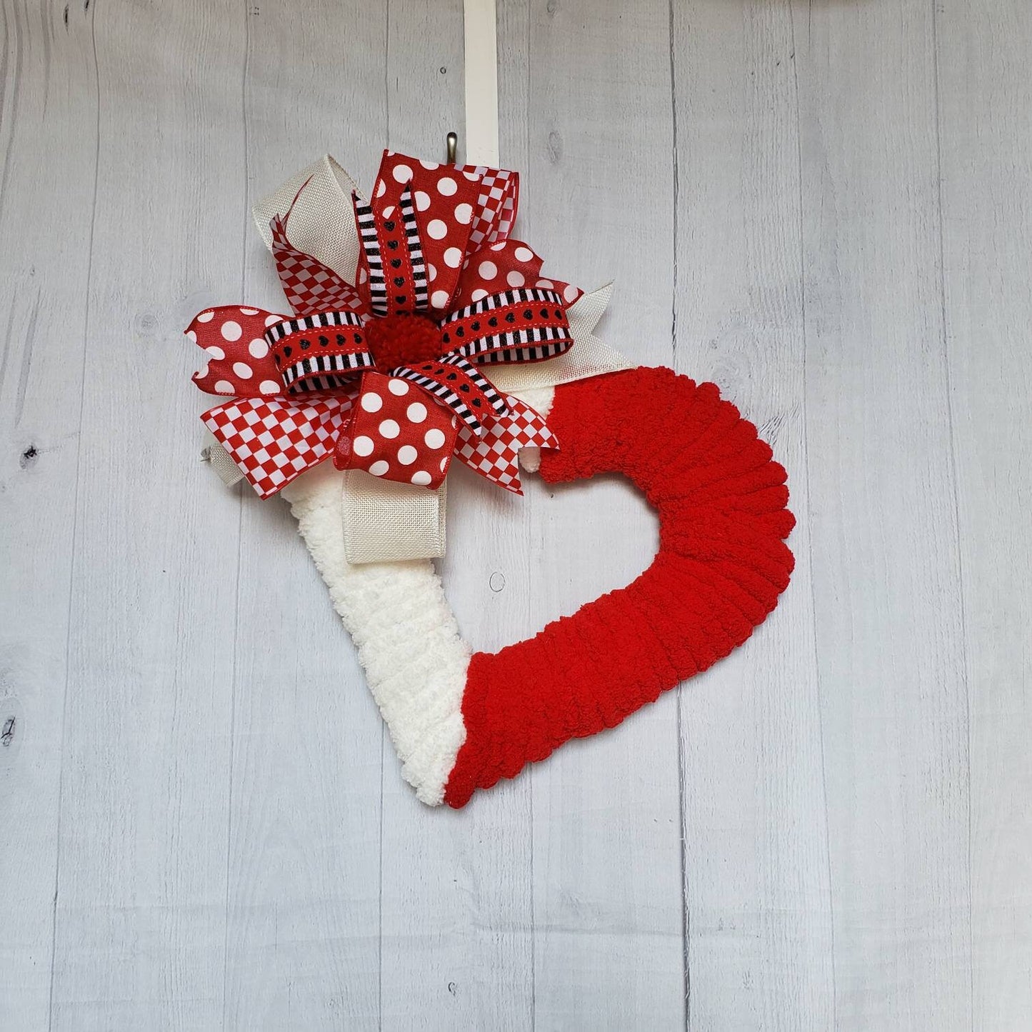 Valentine's heart, Love, wreath for your door or wall decor