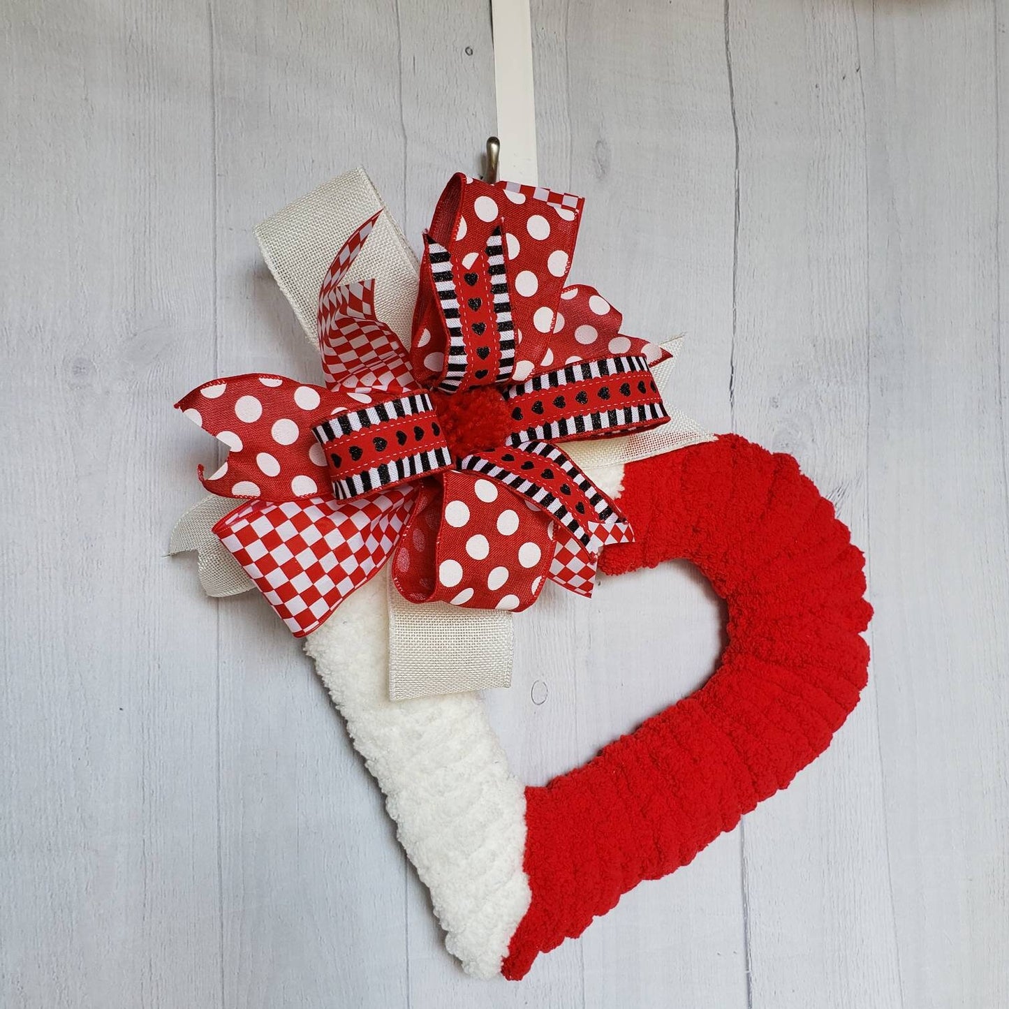 Valentine's heart, Love, wreath for your door or wall decor