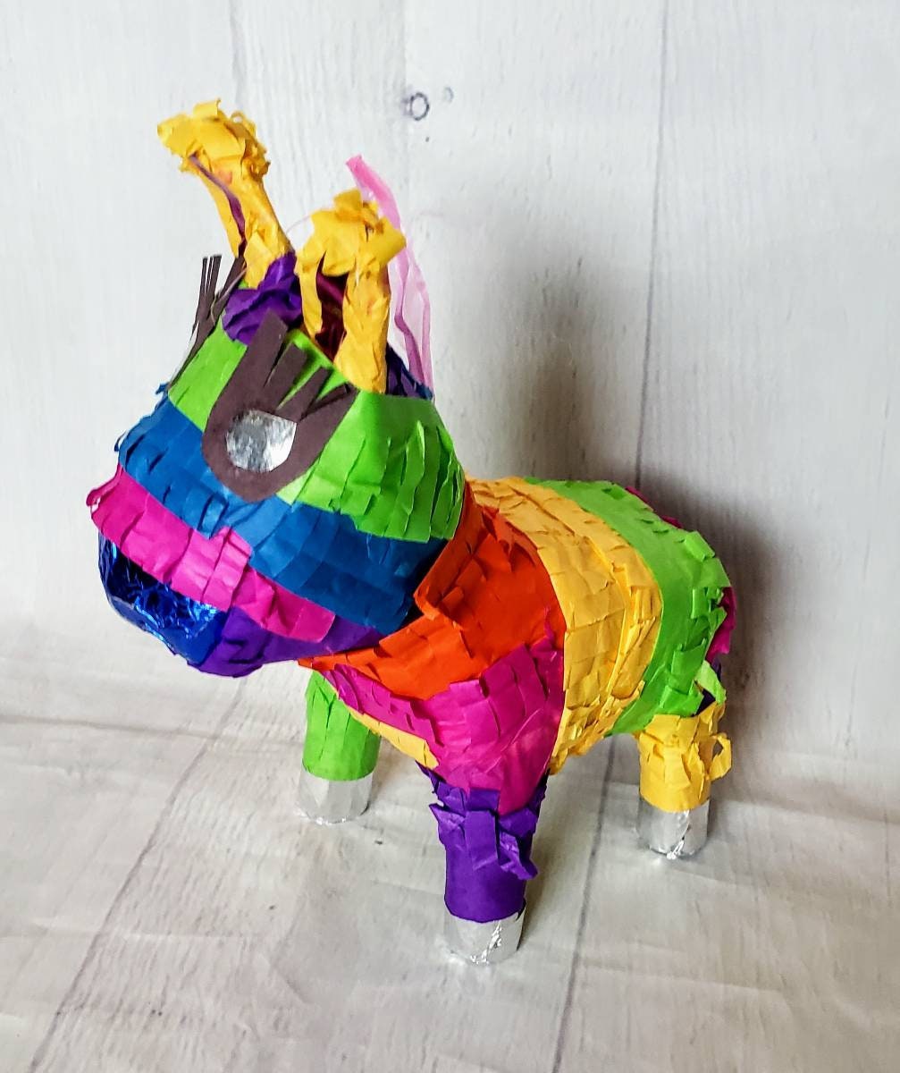 Fiesta, Cinco de Mayo, Sombrero, guitar, piñata, wreath, attachments