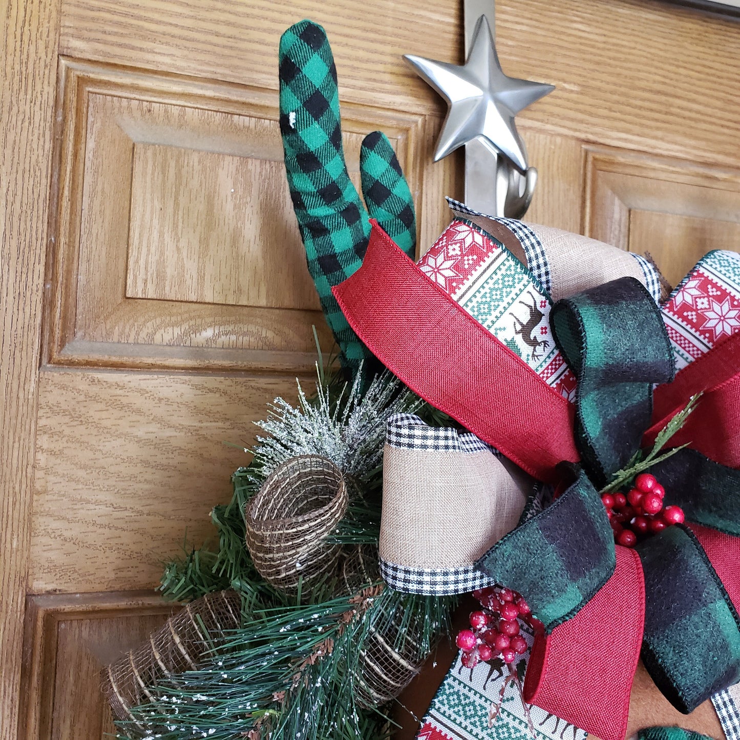 Deer, bootie, butt, wreath, is perfect for your, front door or wall decor.